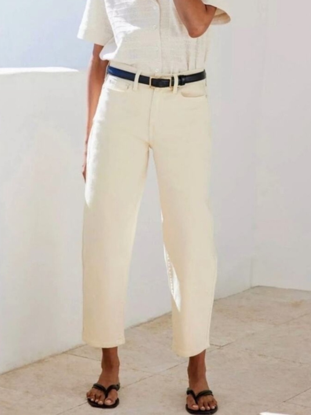 AYR Secret Sauce in Sandstone, size 33 Short